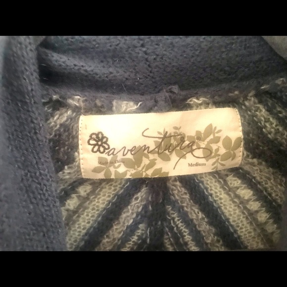 Women’s Adventura Open Cardigan Sweater in Size Medium - Picture 4 of 9